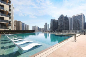 NEW 2BR in Business Bay with Canal Views Gym & Pool